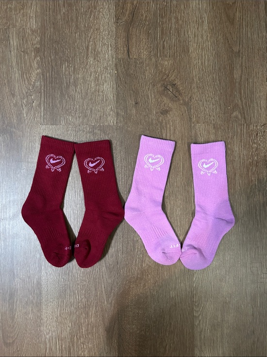 Nike Other - Nike Kids Heart Crew Socks - Maroon & Pink